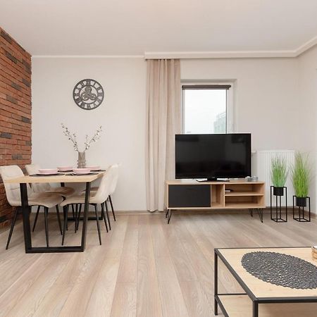 Modern One Bedroom Apartment With Parking In Lodz By Renters Prestige Buitenkant foto