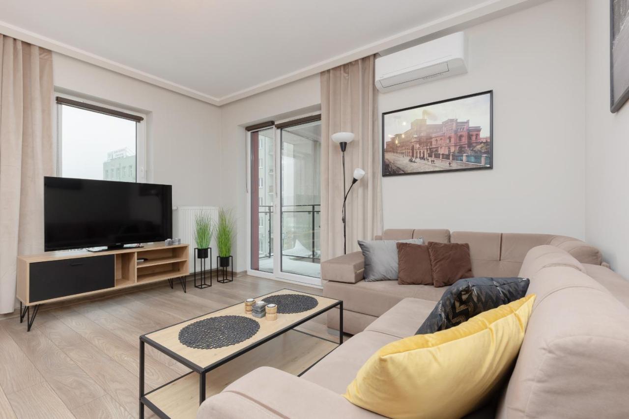 Modern One Bedroom Apartment With Parking In Lodz By Renters Prestige Buitenkant foto